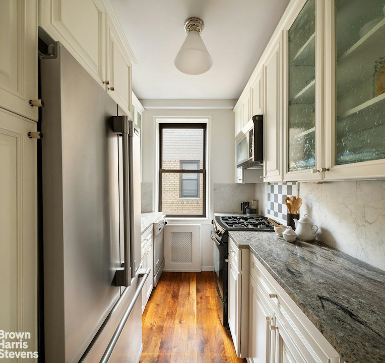 345 Riverside Drive, Unit 6C photo 11