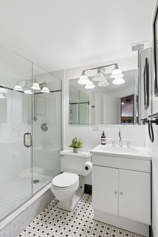 77 Bleecker Street, Unit 109 photo 9