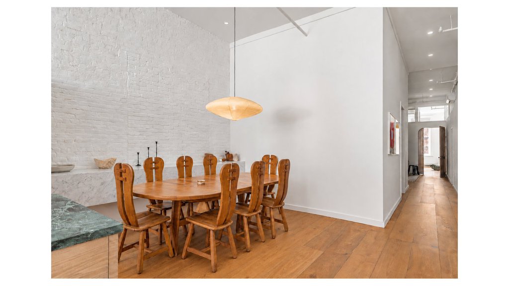 132 Duane Street, Unit 2 photo 4