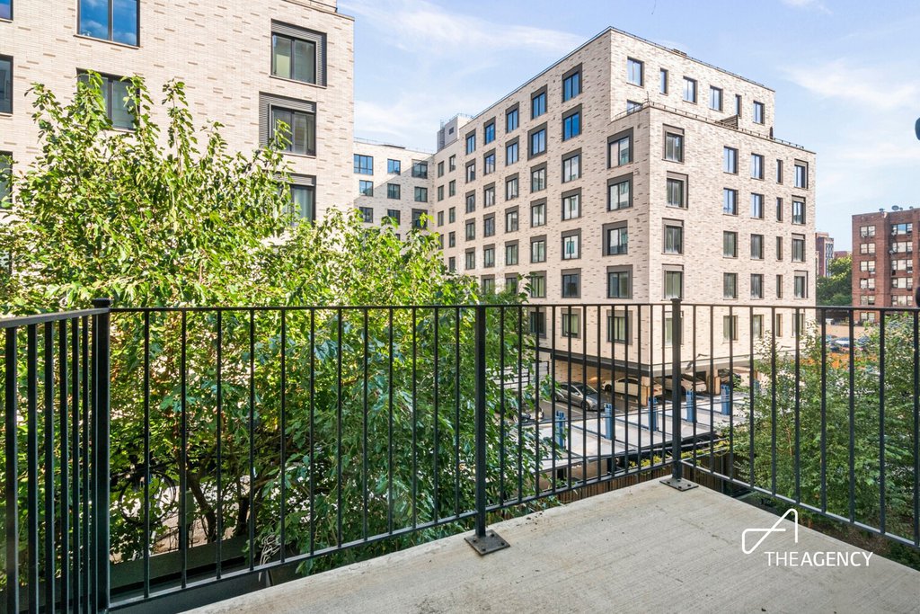 323 Lenox Road, Unit 3H photo 6
