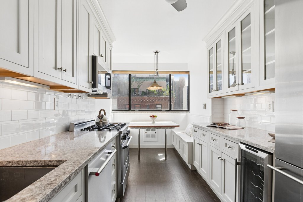 134 East 93rd Street, Unit 11B photo 4