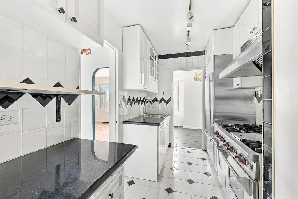 303 East 57th Street, Unit 28EF photo 4