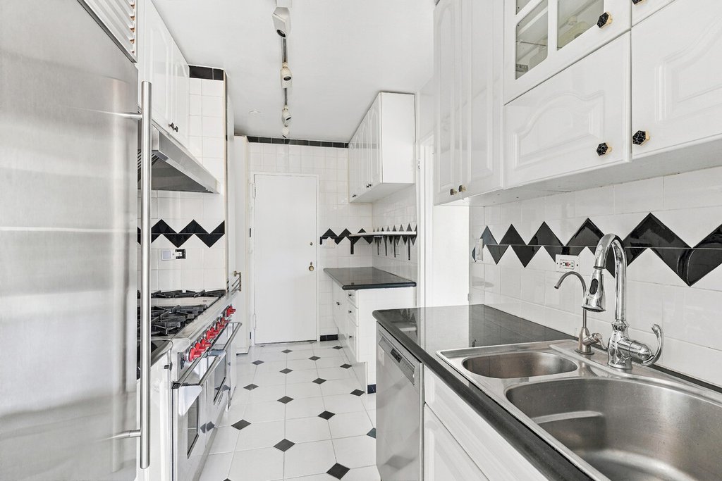 303 East 57th Street, Unit 28EF photo 5