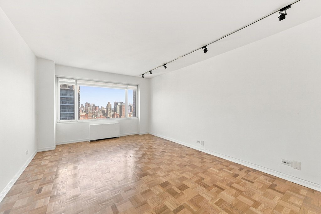 303 East 57th Street, Unit 28EF photo 11