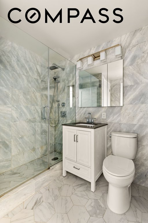 196 East 75th Street, Unit 4GH photo 8
