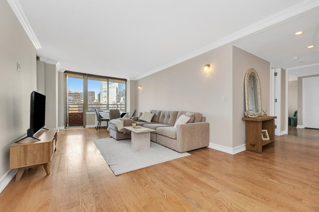 236 East 47th Street, Unit 38A