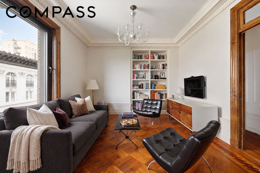 258 Riverside Drive, Unit 8A photo 5