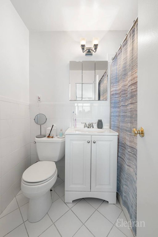 155 East 34th Street, Unit 7L photo 8