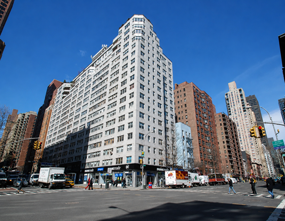 155 East 34th Street, Unit 7L photo 12
