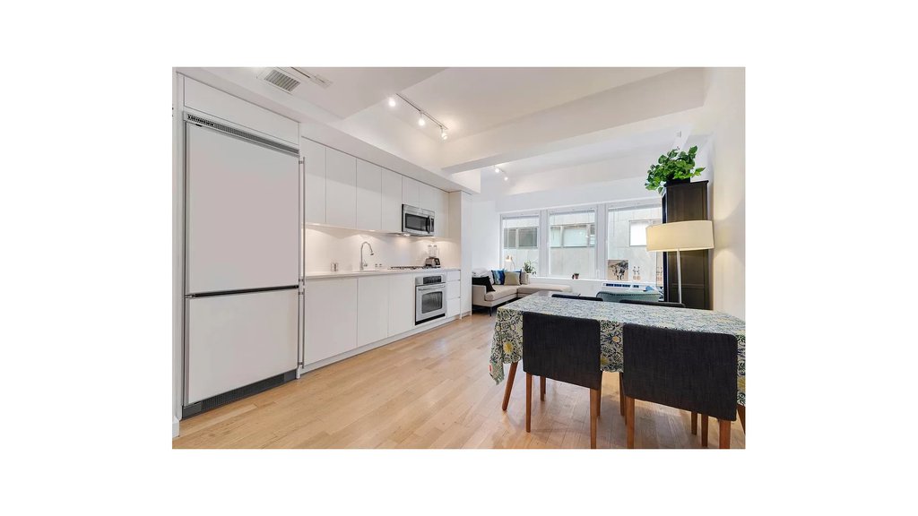 90 William Street, Unit 14E