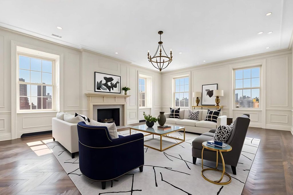 1021 Park Avenue, Unit 14C photo 2