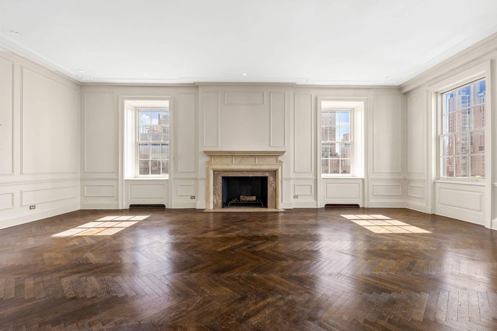 1021 Park Avenue, Unit 14C photo 3