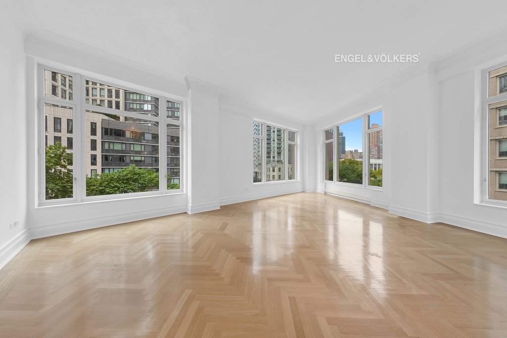 15 Central Park West, Unit 6G photo 2