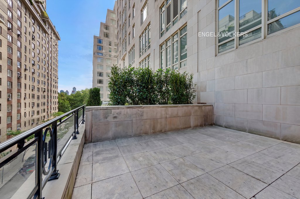 15 Central Park West, Unit 6G photo 8