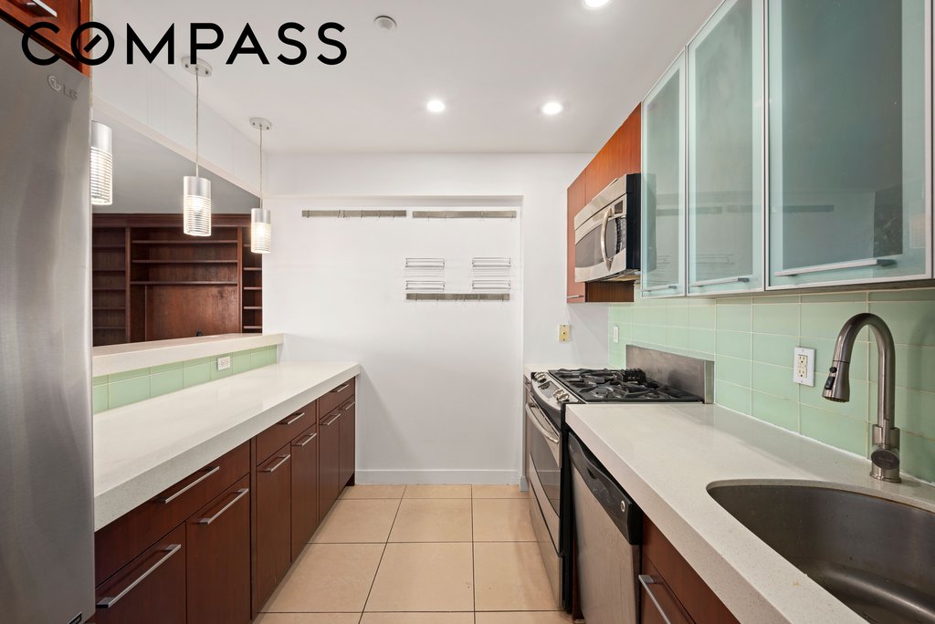 301 West 115th Street, Unit 7J photo 2