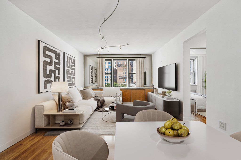 200 East 28th Street, Unit 6B photo 6
