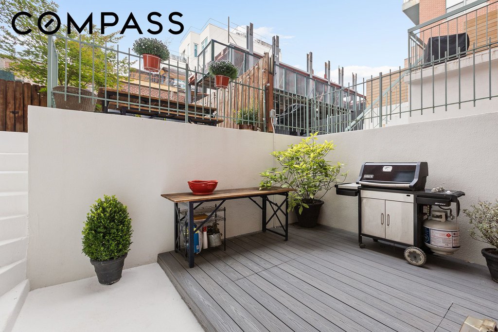 76 Roebling Street, Unit 1A photo 9