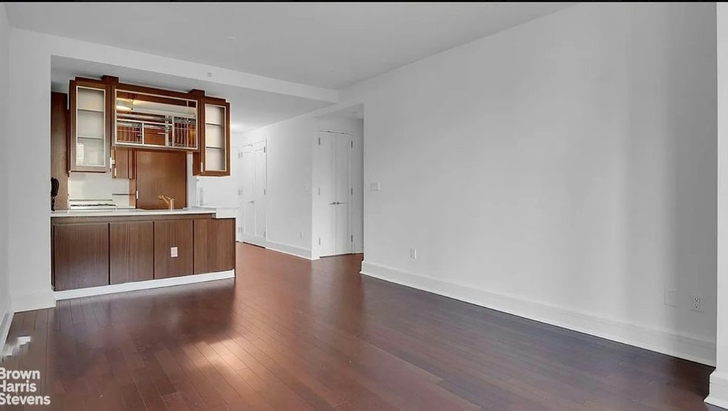 60 Riverside Boulevard, Unit 1904 photo 4