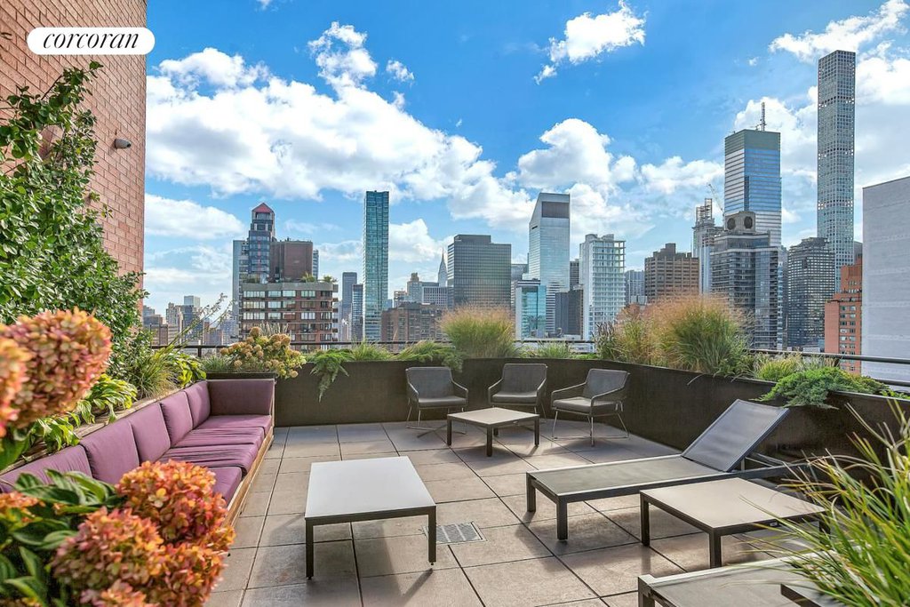 300 East 64th Street, Unit 12B