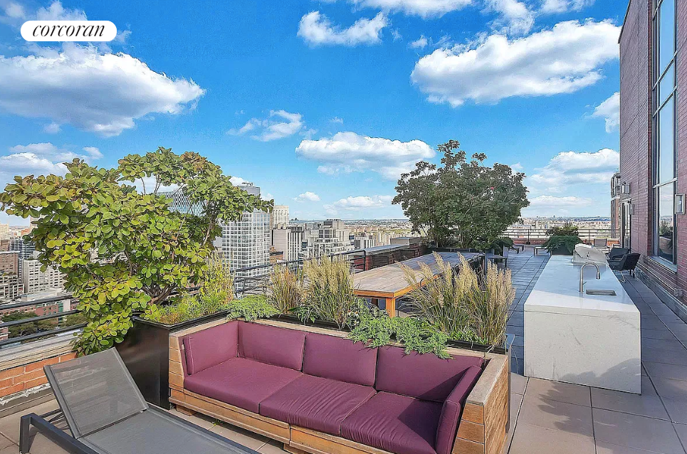 300 East 64th Street, Unit 12B photo 2