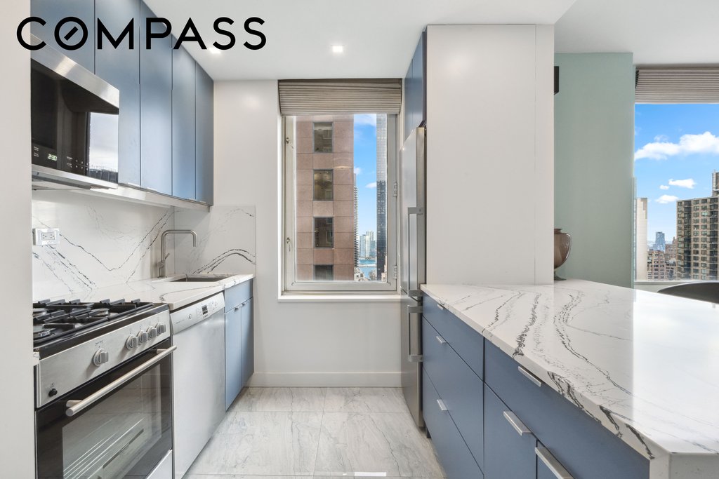 145 East 48th Street, Unit 29F photo 3