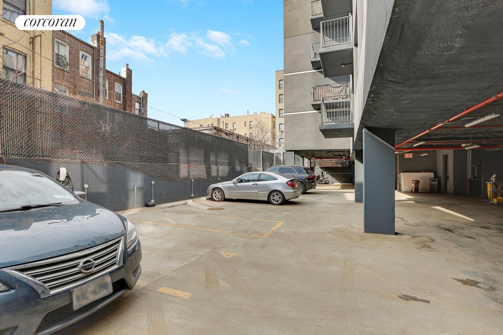 458 East 25th Street, Unit 304 photo 17