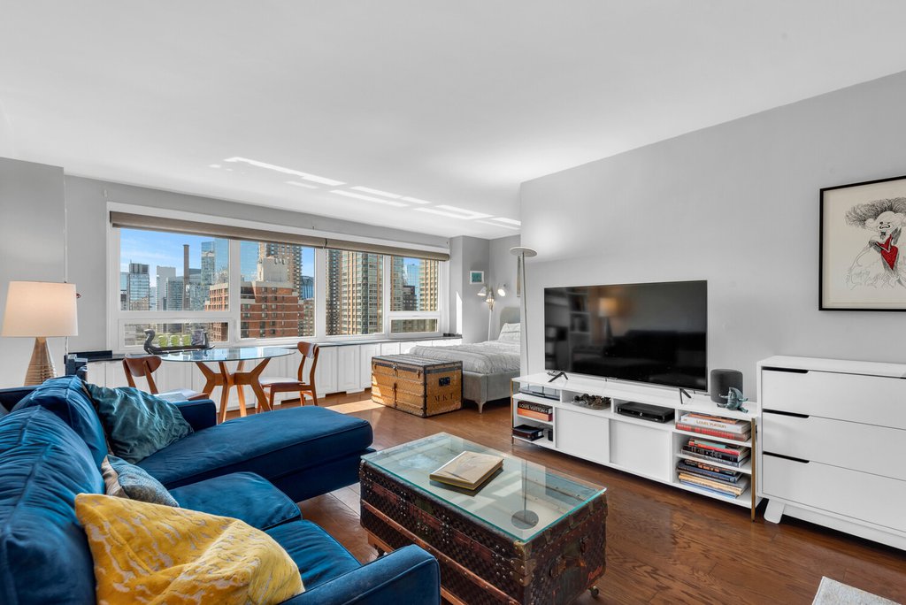 140 West End Avenue, Unit 23E