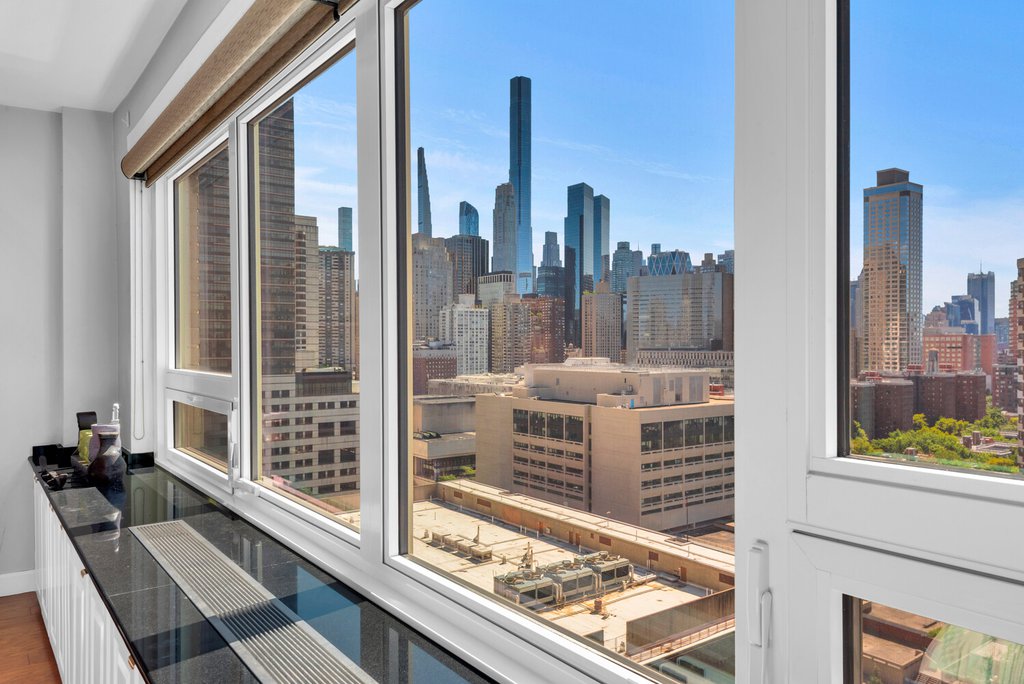 140 West End Avenue, Unit 23E photo 5