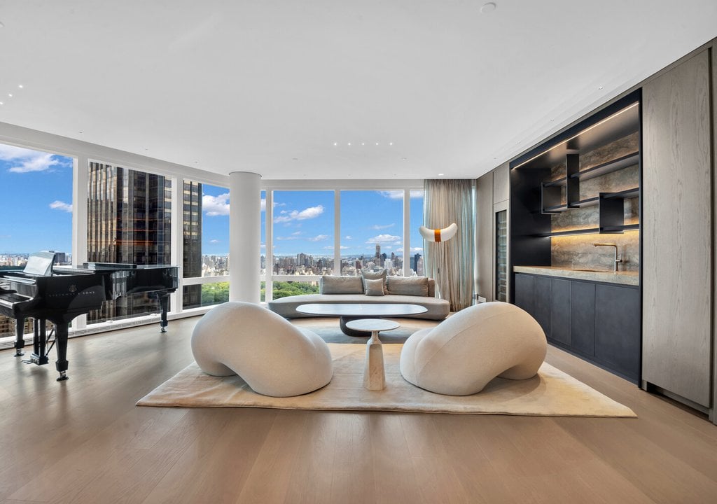 25 Columbus Circle, Unit 60AG