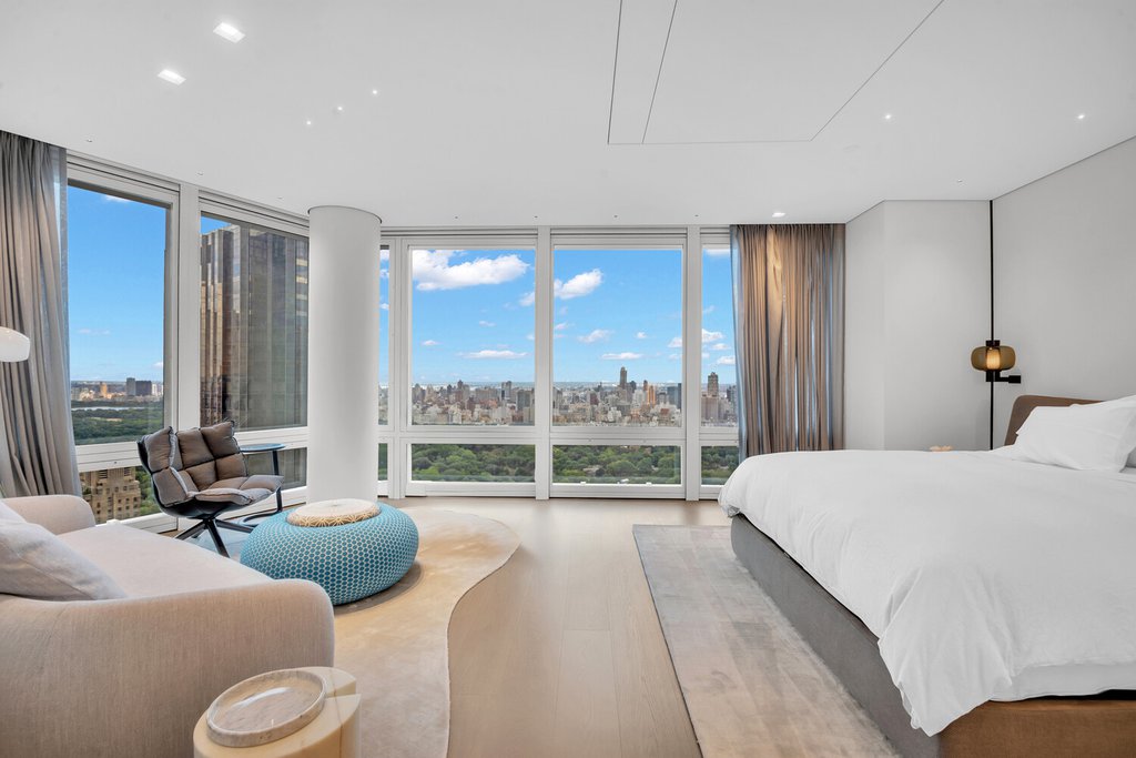 25 Columbus Circle, Unit 60AG photo 11