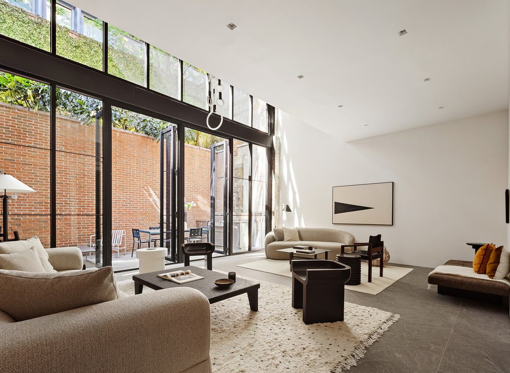 41 Great Jones Street, Unit MAISONETTE photo 2