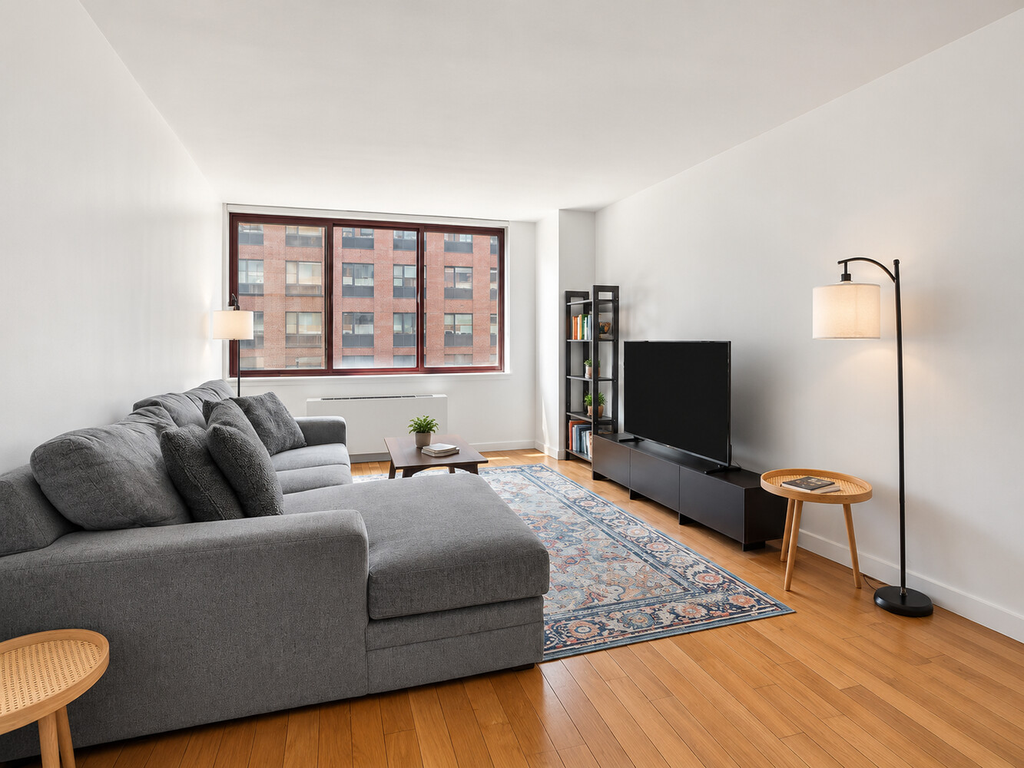 4-74 48th Avenue, Unit 7M