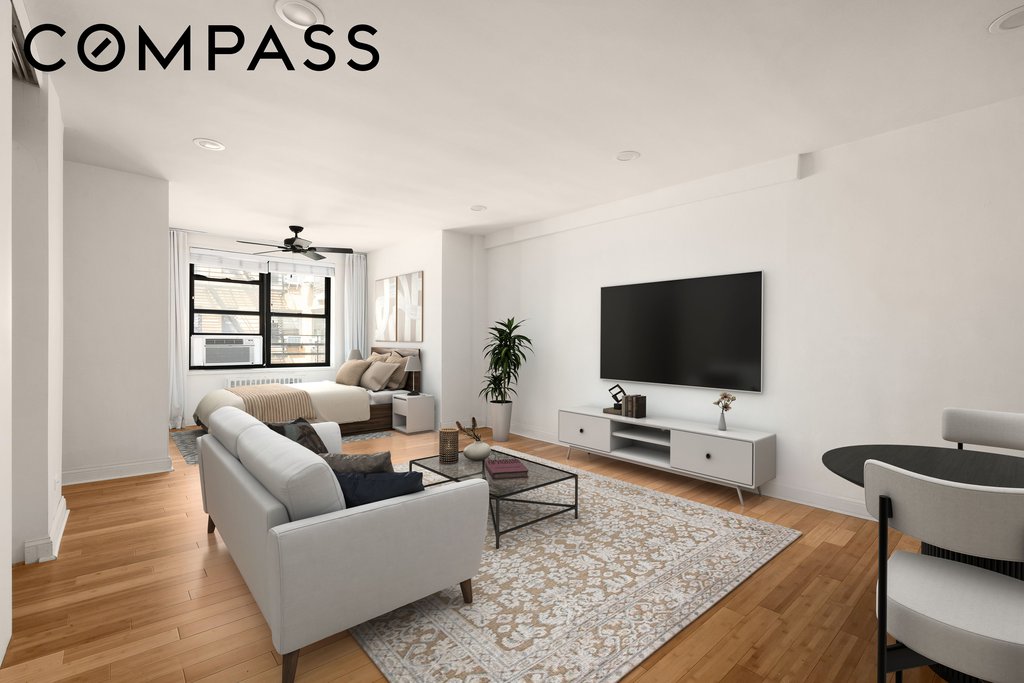 60 East 9th Street, Unit 520