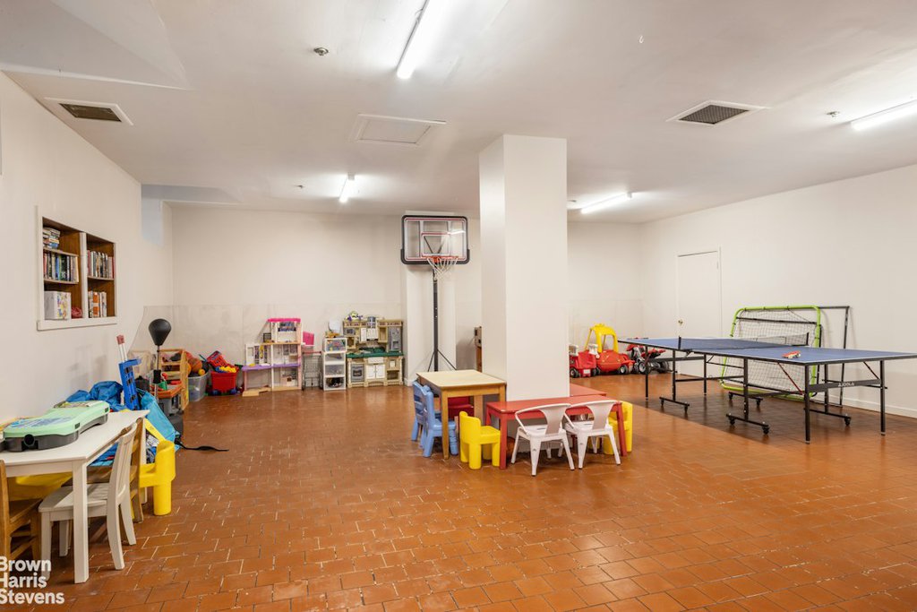 161 East 90th Street, Unit 5C photo 10