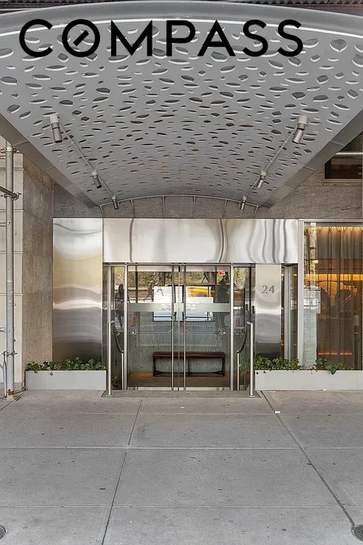 24 Central Park South, Unit PHE photo 7