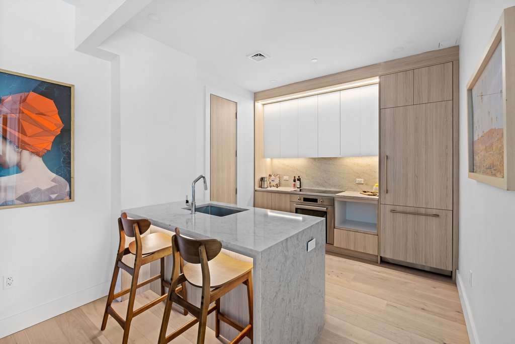 373 Rutland Road, Unit 4A photo 5