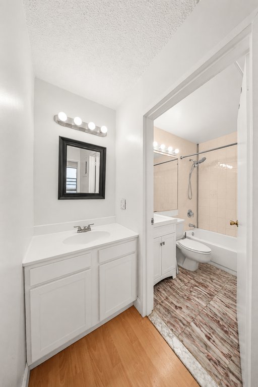 220 Manhattan Avenue, Unit 4K photo 11