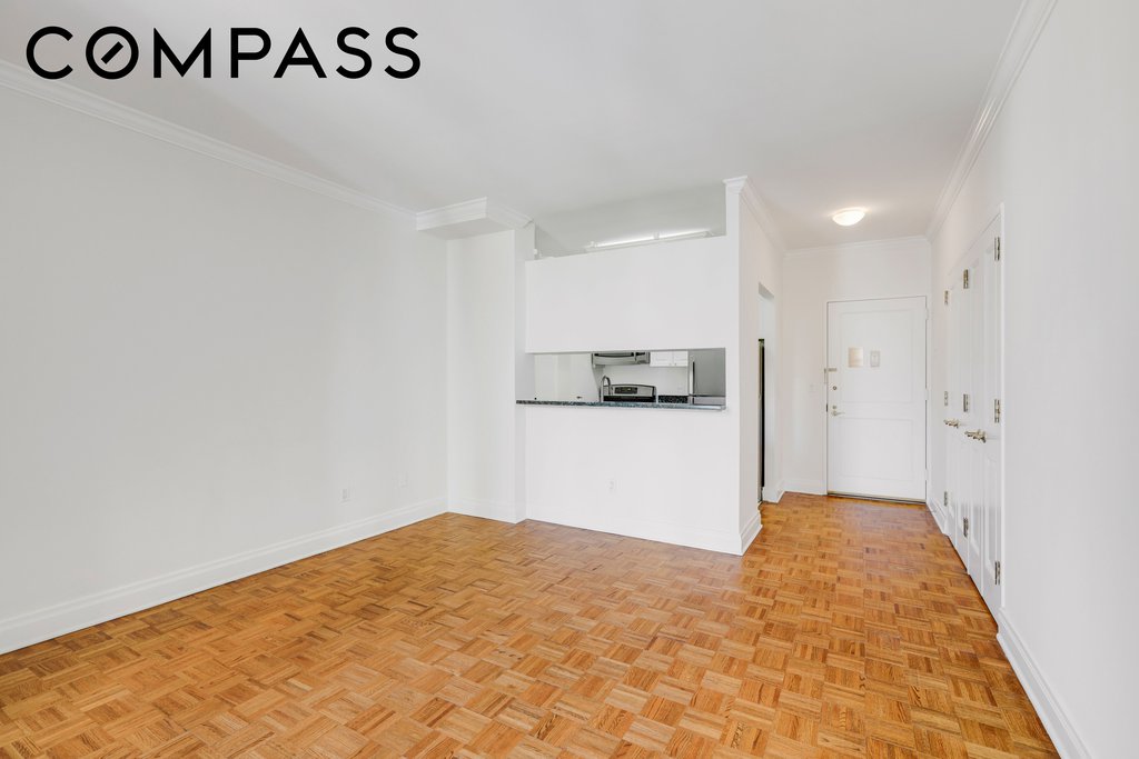 400 East 90th Street, Unit 5C photo 4
