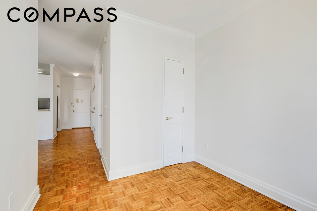 400 East 90th Street, Unit 5C photo 8