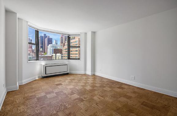400 East 71st Street, Unit 11I photo 2