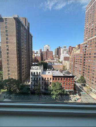400 East 71st Street, Unit 11I photo 4
