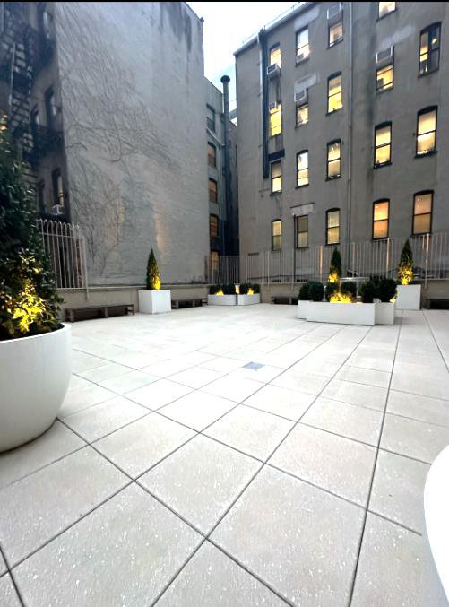 400 East 71st Street, Unit 11I photo 12