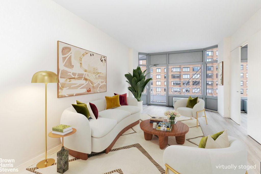 200 East 32nd Street, Unit 12D