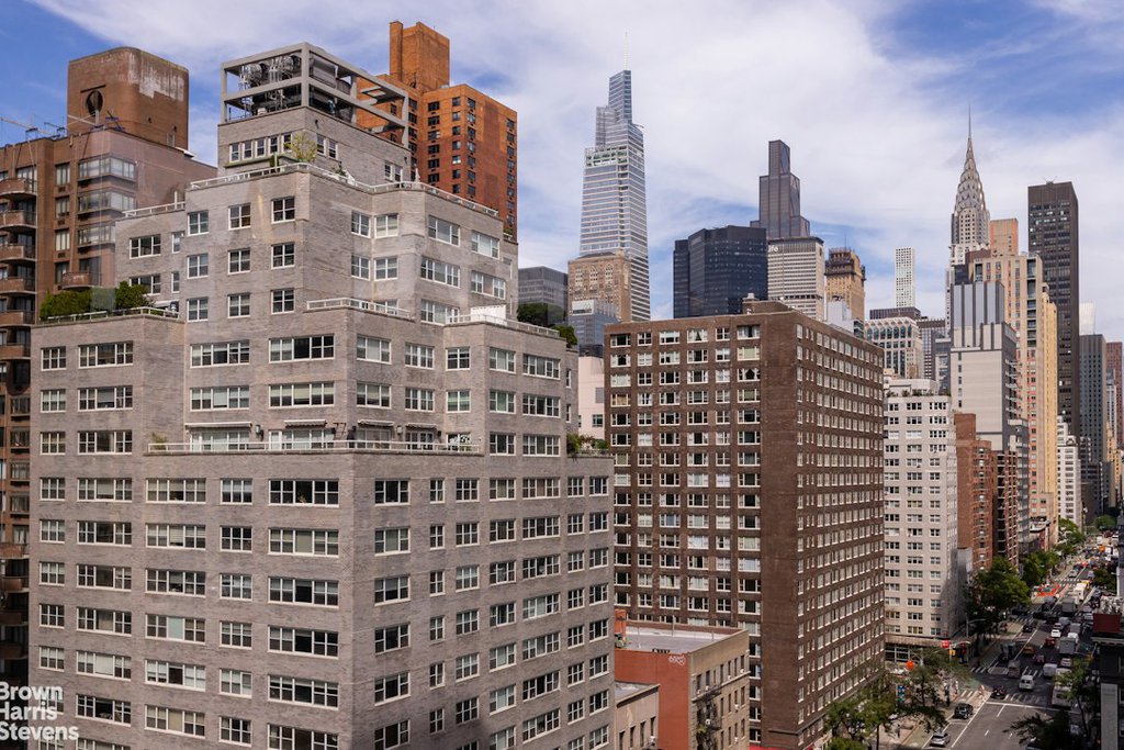 200 East 32nd Street, Unit 12D photo 20
