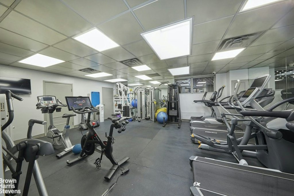 200 East 32nd Street, Unit 12D photo 23