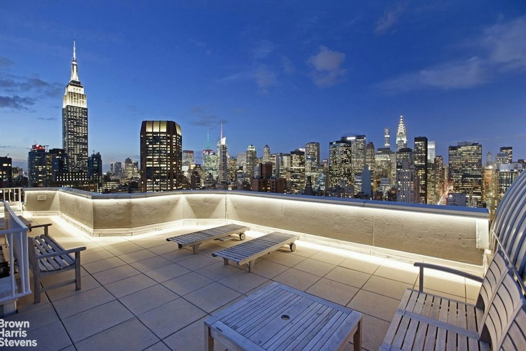 200 East 32nd Street, Unit 12D photo 25