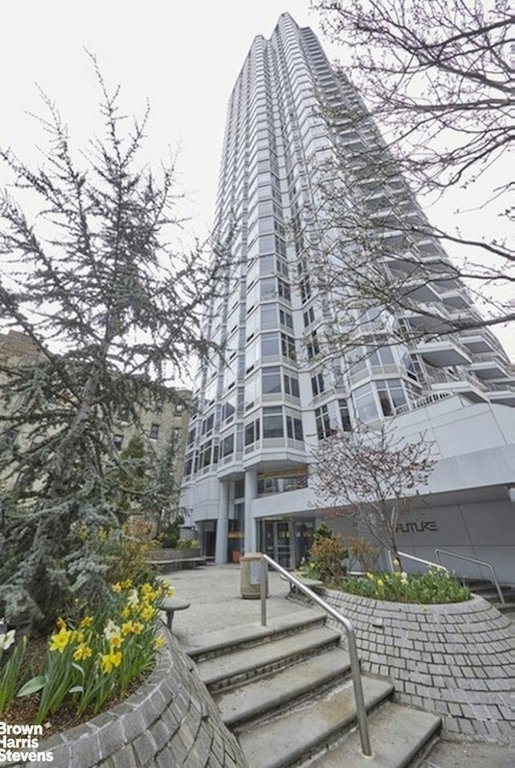 200 East 32nd Street, Unit 12D photo 27