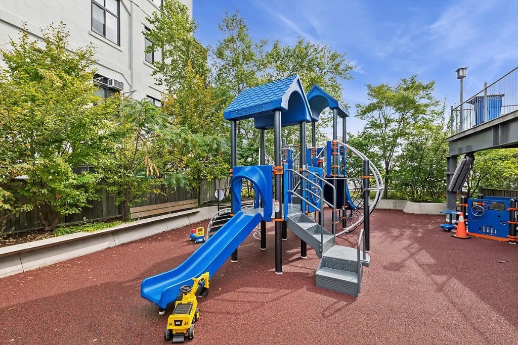 535 Dean Street, Unit 410 photo 13
