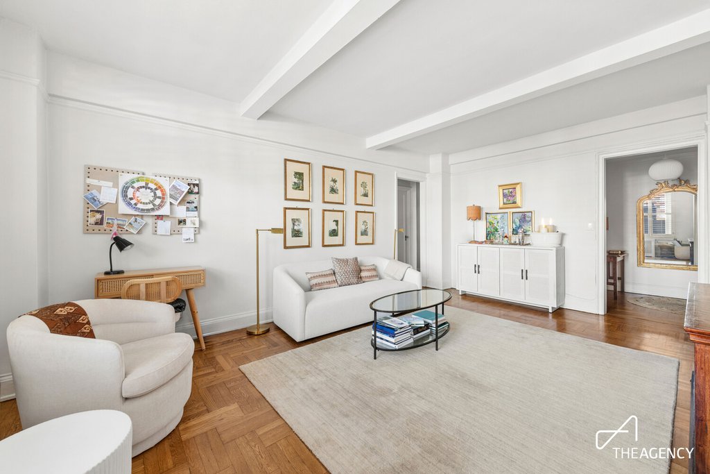 410 Central Park West, Unit 9D photo 3