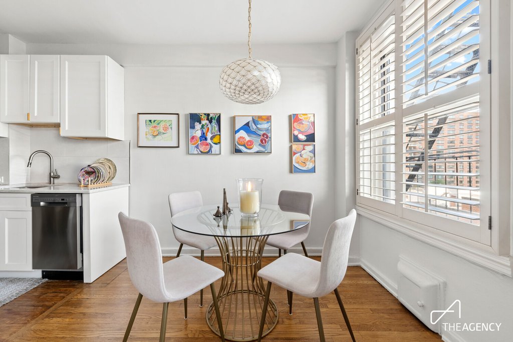 410 Central Park West, Unit 9D photo 4